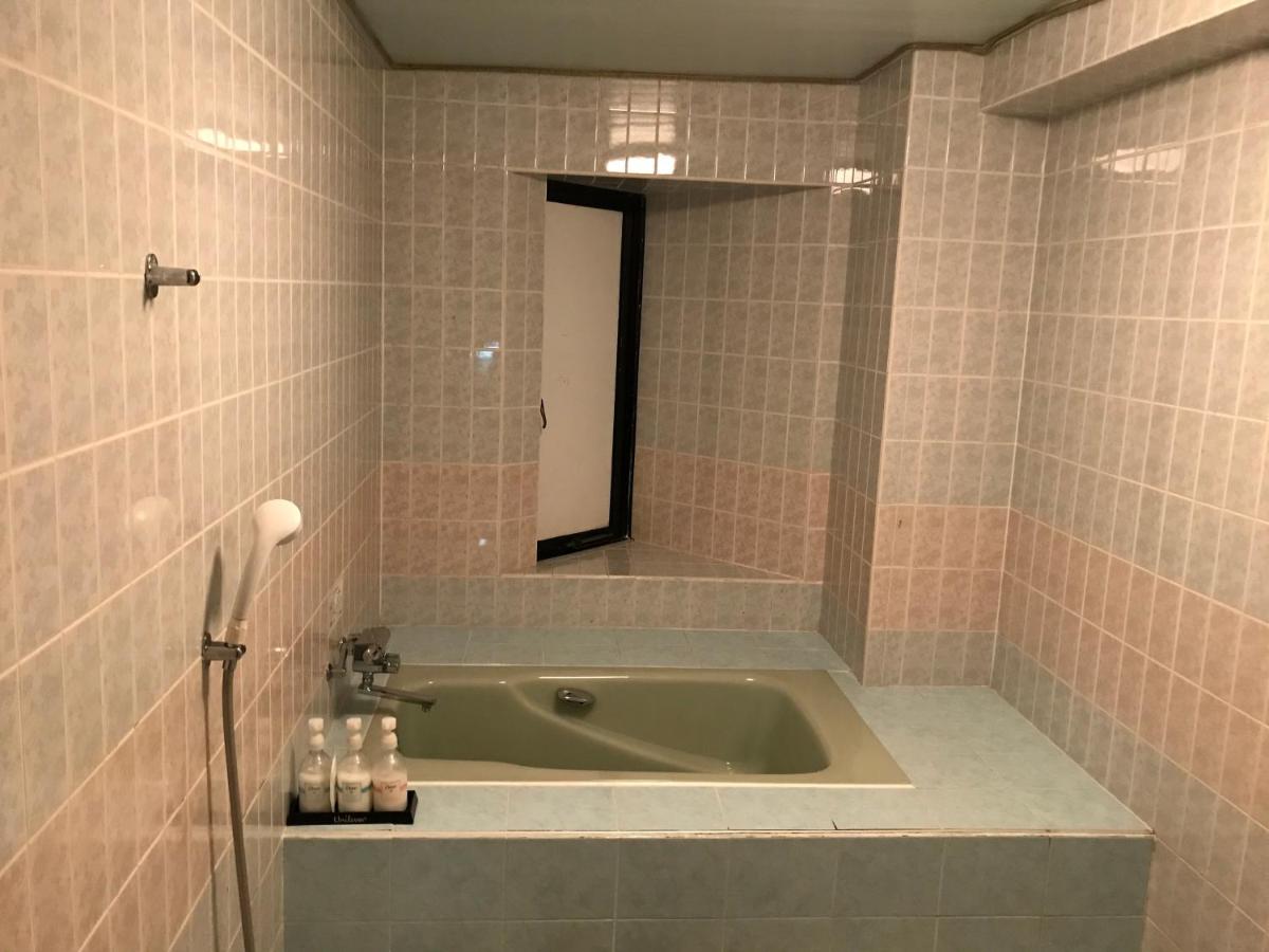 Kagoshima Coconuts Resort Marina (Love Hotel) - Housity