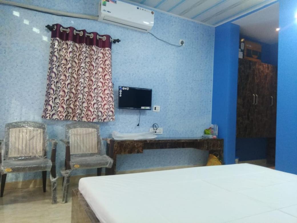 Vamoose Rajdhani - Housity