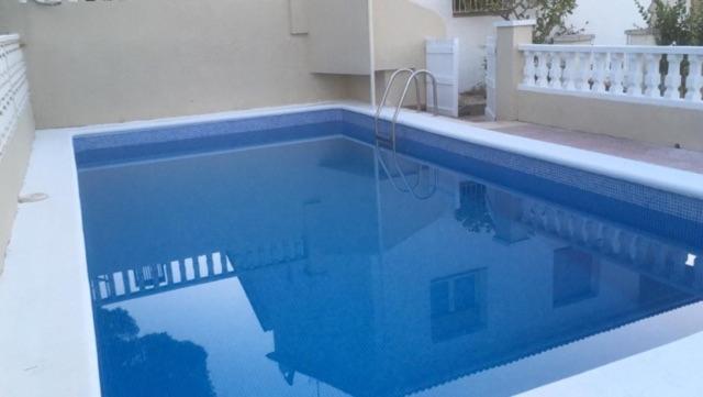 CASA DEL BOSQUE CON PISCINA EN SITGES - Housity