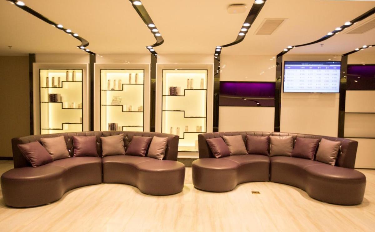 Lavande Hotel Huizhou Nan Station Wanda Square - Housity