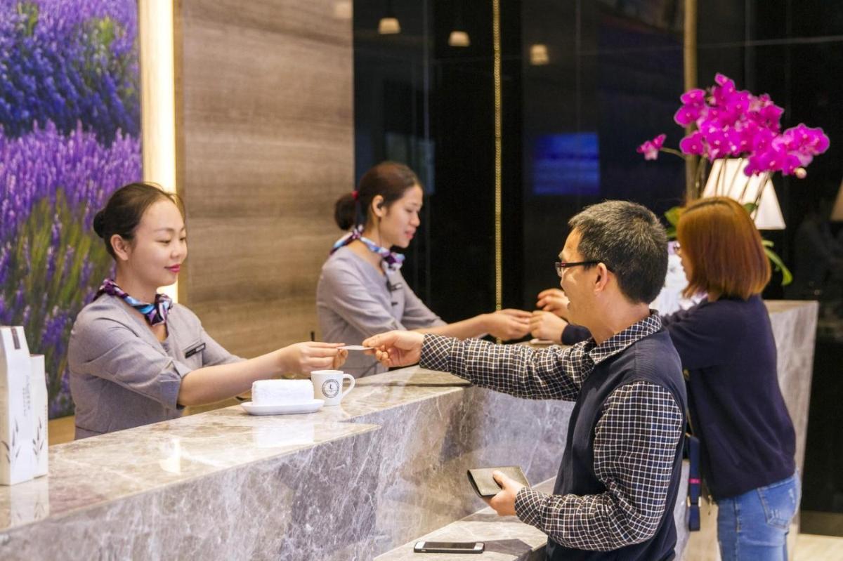 Lavande Hotel Qingyuan Fogang - Housity