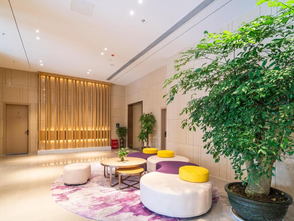 Lavande Hotel Anshun West High-speed Rrailway Station - Housity
