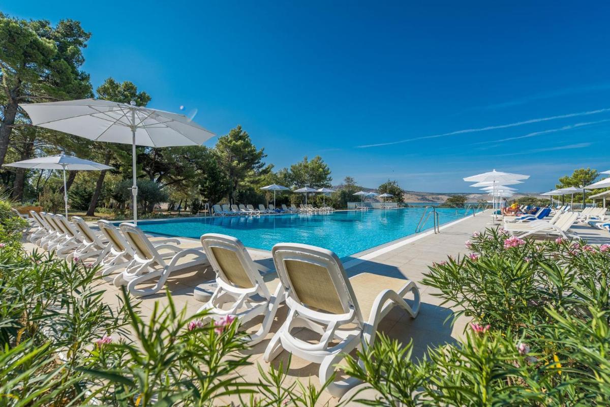 Bluesun Holiday Village Alan - Housity
