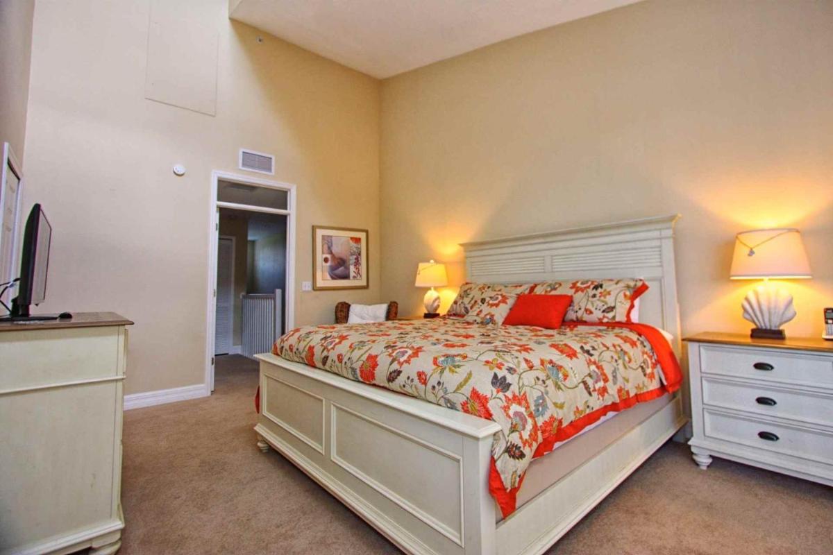 615 Little Harbor - Housity