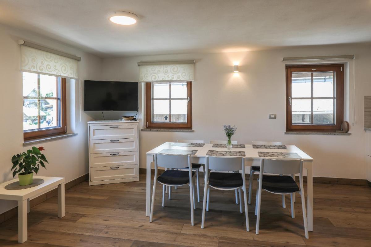 Apartmaji Tina - Housity