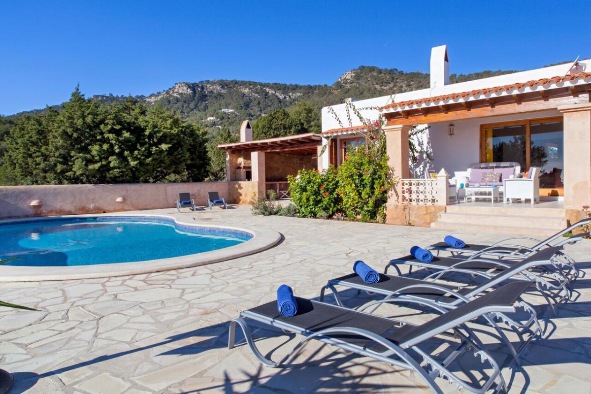 Villa Es Cubells 169 - Housity