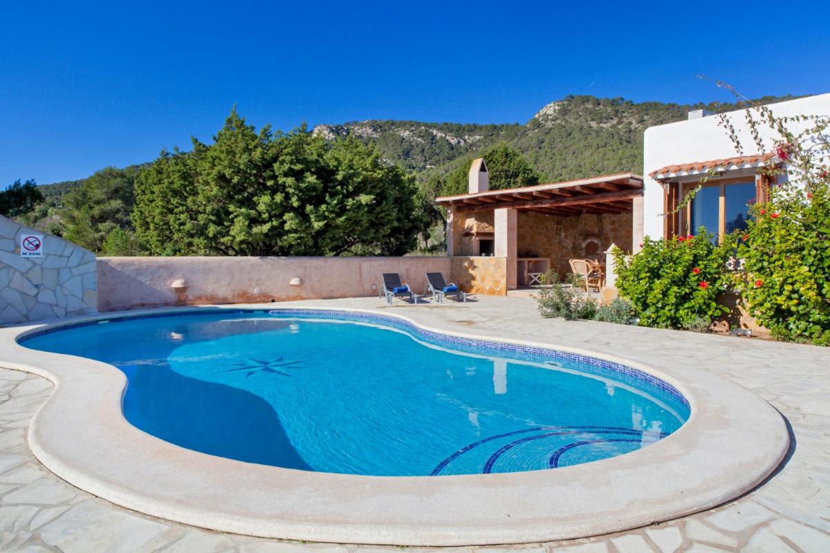 Villa Es Cubells 169 - Housity