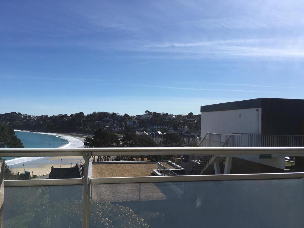 Apt 204, Vue Mer, Accès plage Trestraou, Perros-Guirec - Housity