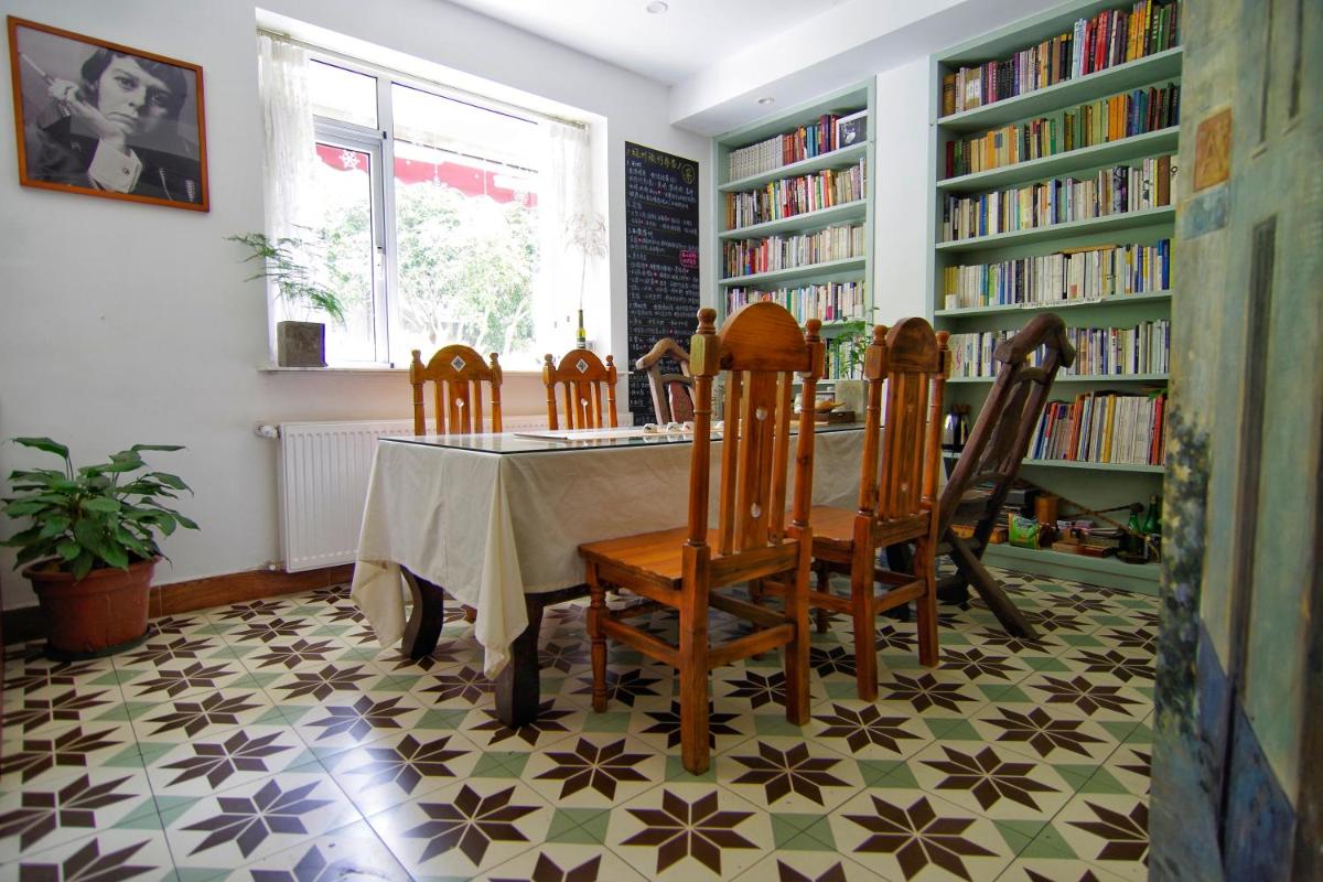 Hangzhou JiuYueJi Bed&Breakfast - Housity