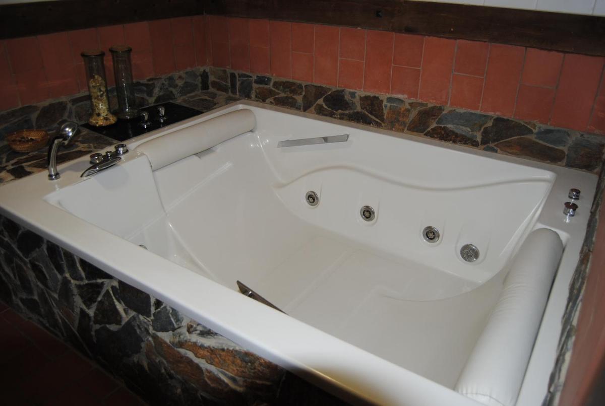 Hotel Rural El Rocal - Housity