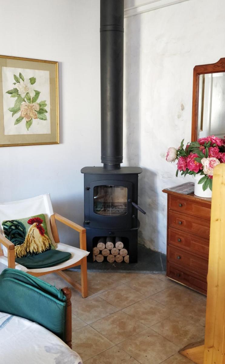 Les Glycines Bed & Breakfast - Housity