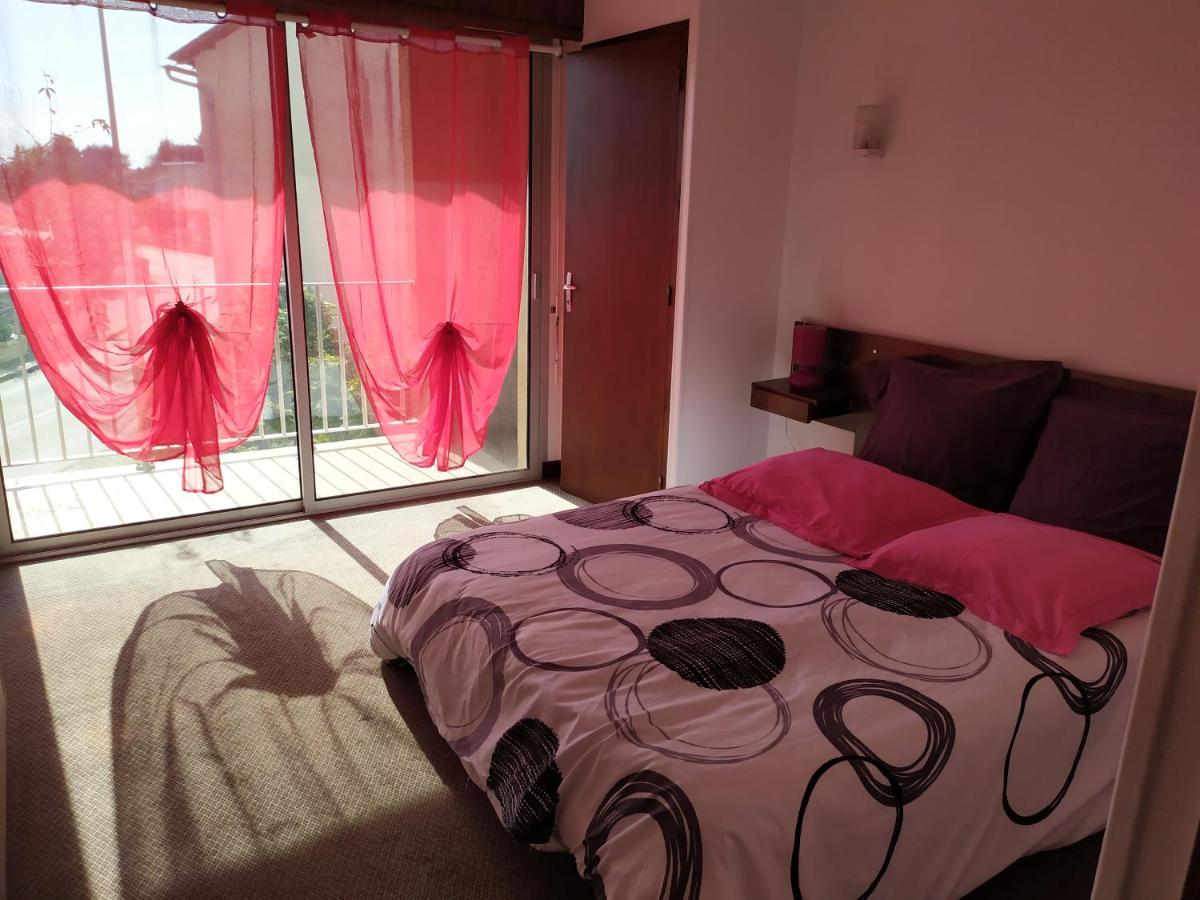 Suitetrails - 50M2 2 à 4 Pers TOUT CONFORT BALCONS JARDIN TERRASSE