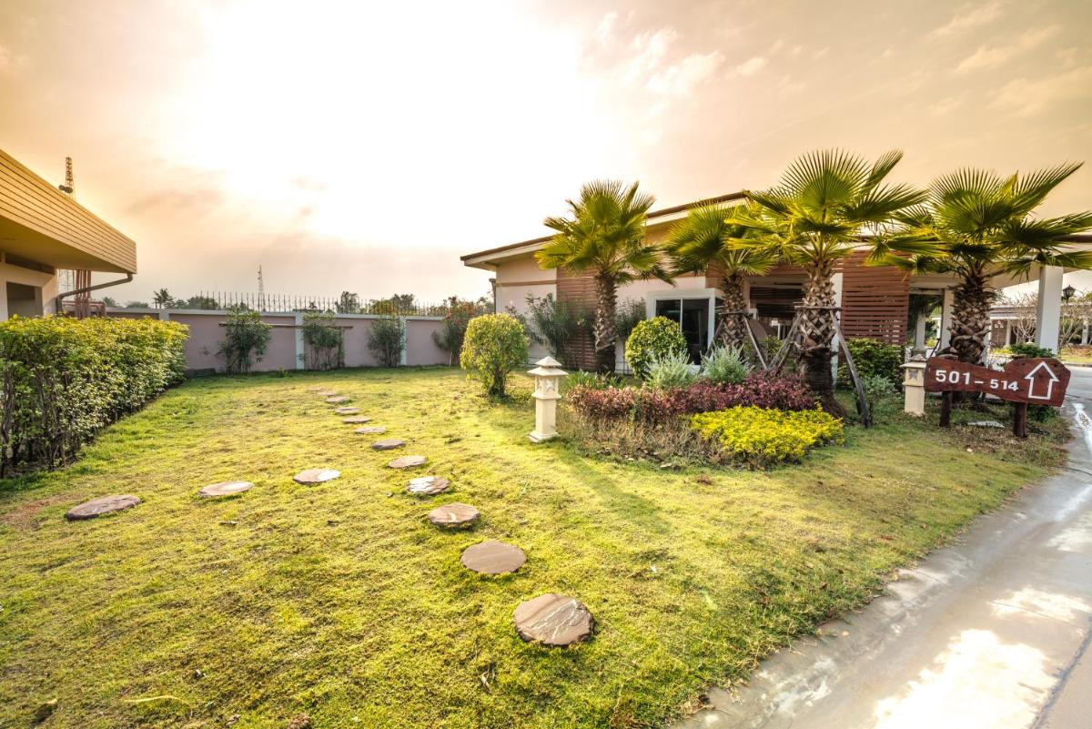 Martina Hotel Surin - Housity