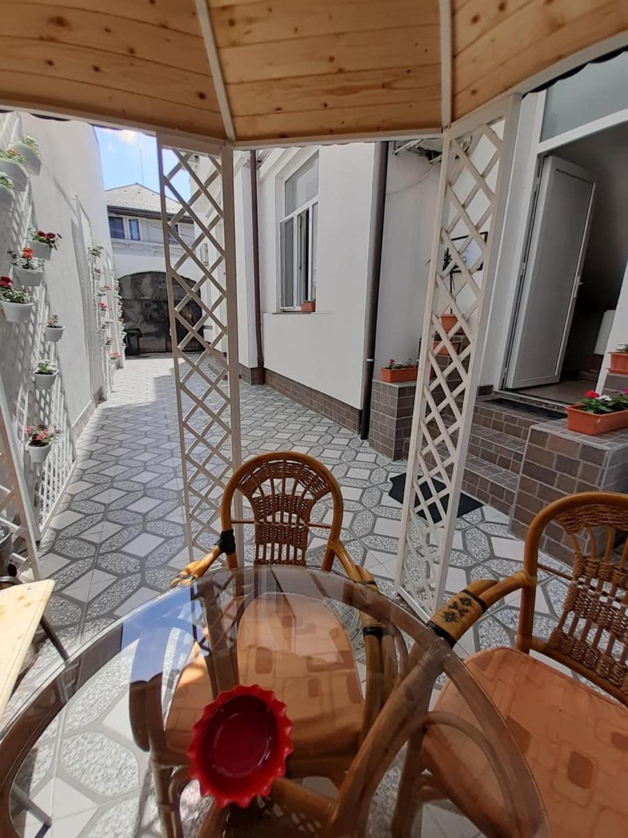 Vila Ada - Housity
