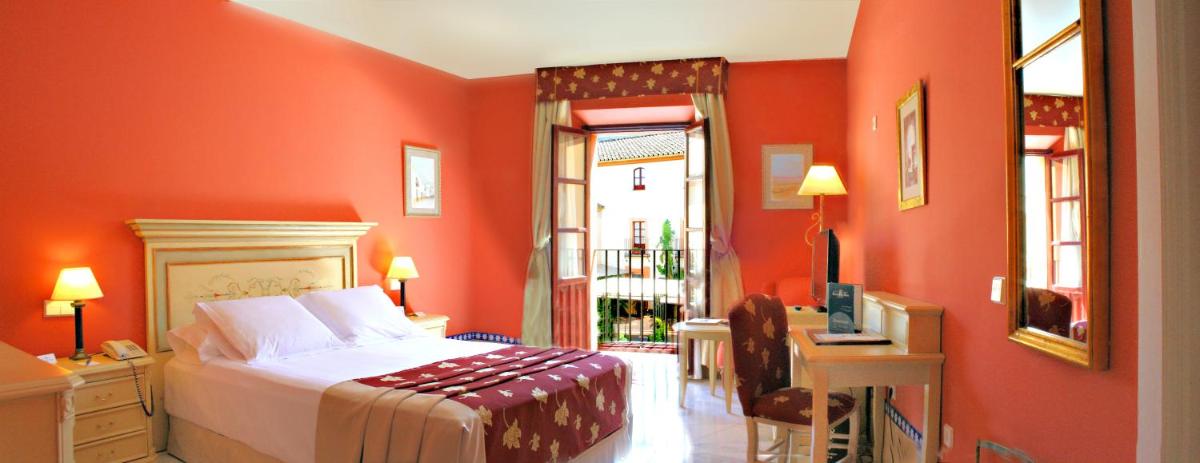 Suitetrails - Hotel Alcázar de la Reina