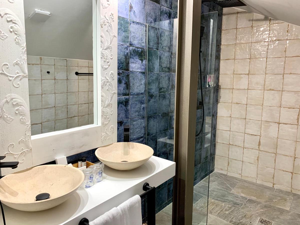 Un baño de Akla Hotel Mérida