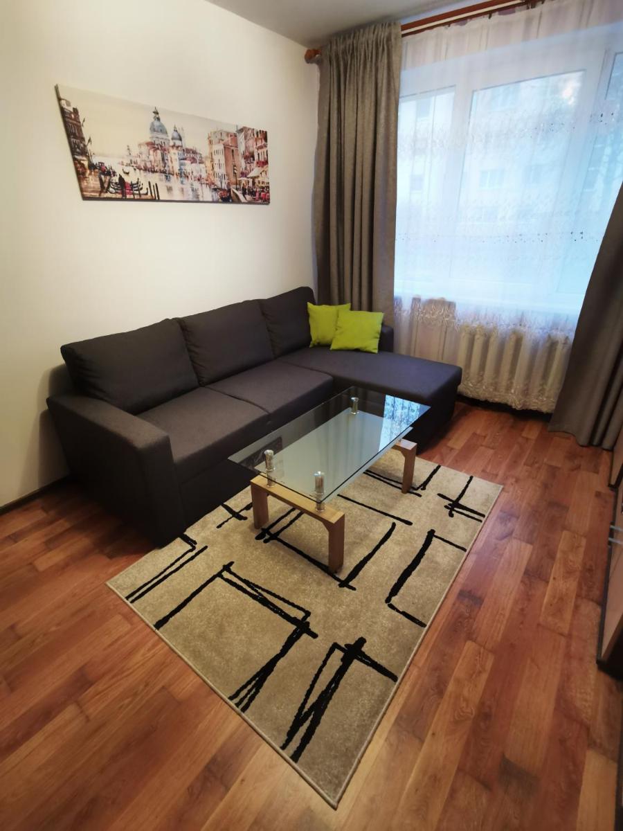 R&J Apartments Statybininku - Housity