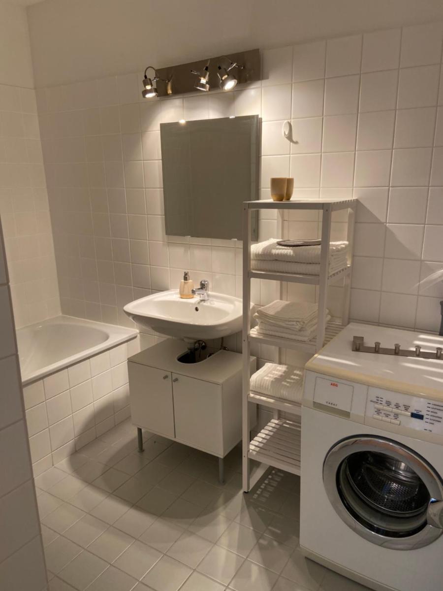 Bright apartment with a free parking garage @ Wienerberg - Housity