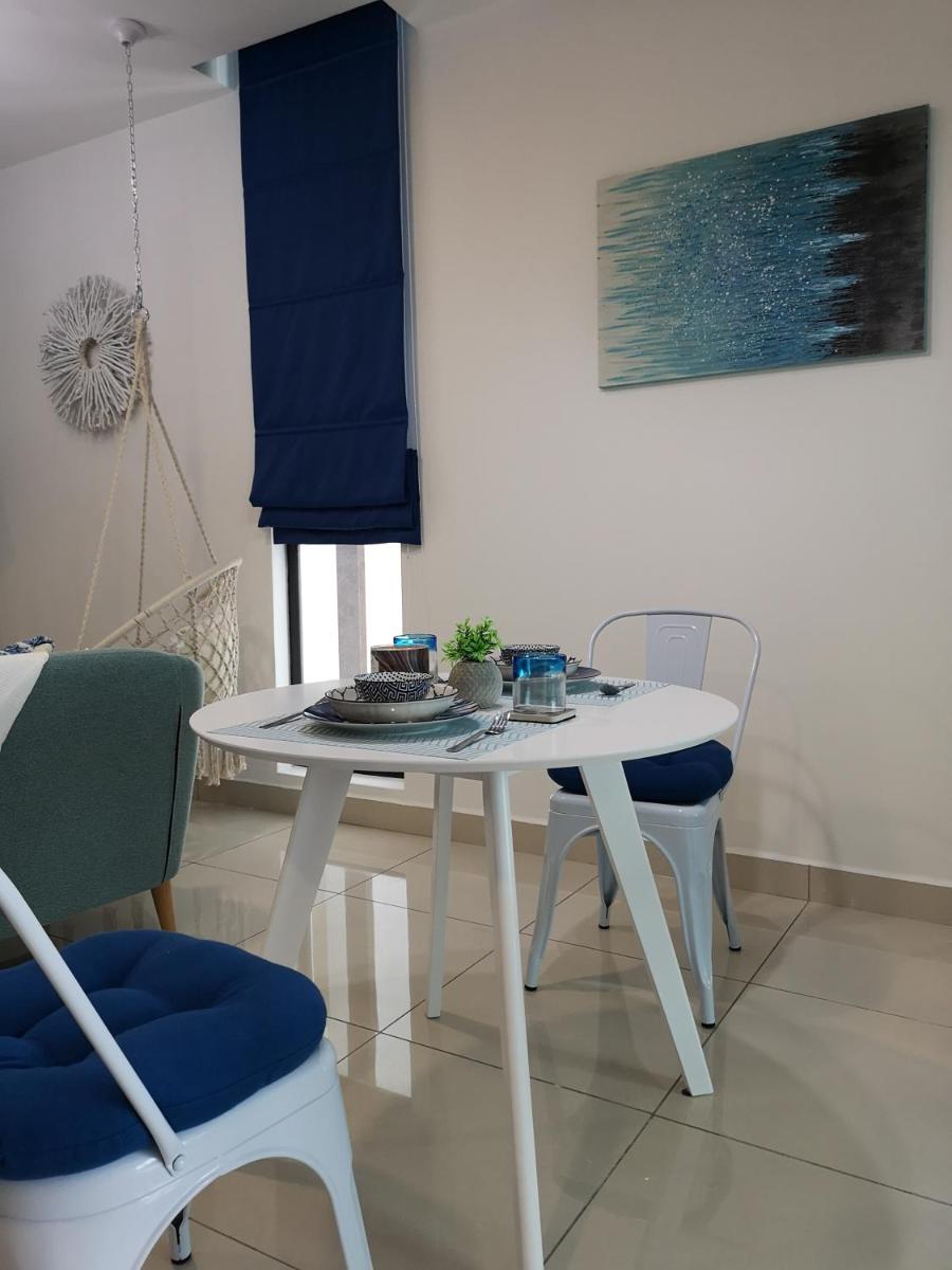 Suitetrails - H2O Residences Marine Blue by ADDS