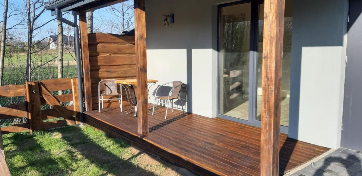 OSADA POD LASEM - Housity