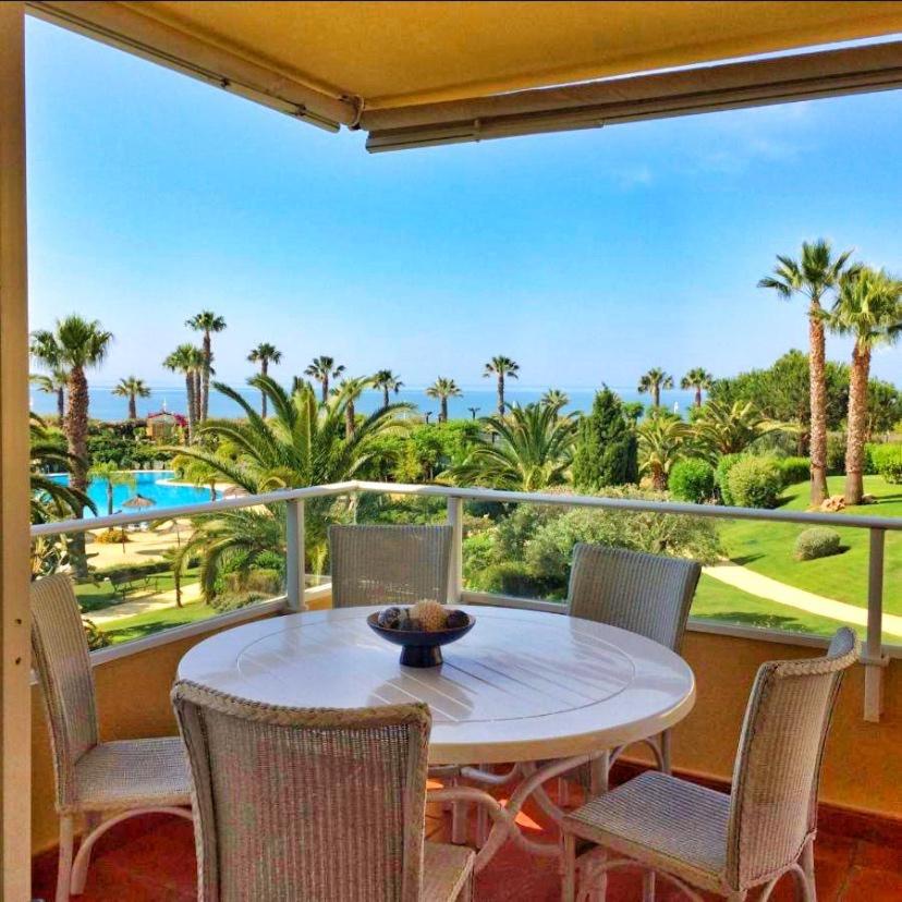 Suitetrails - Luxurious Apartment Islantilla