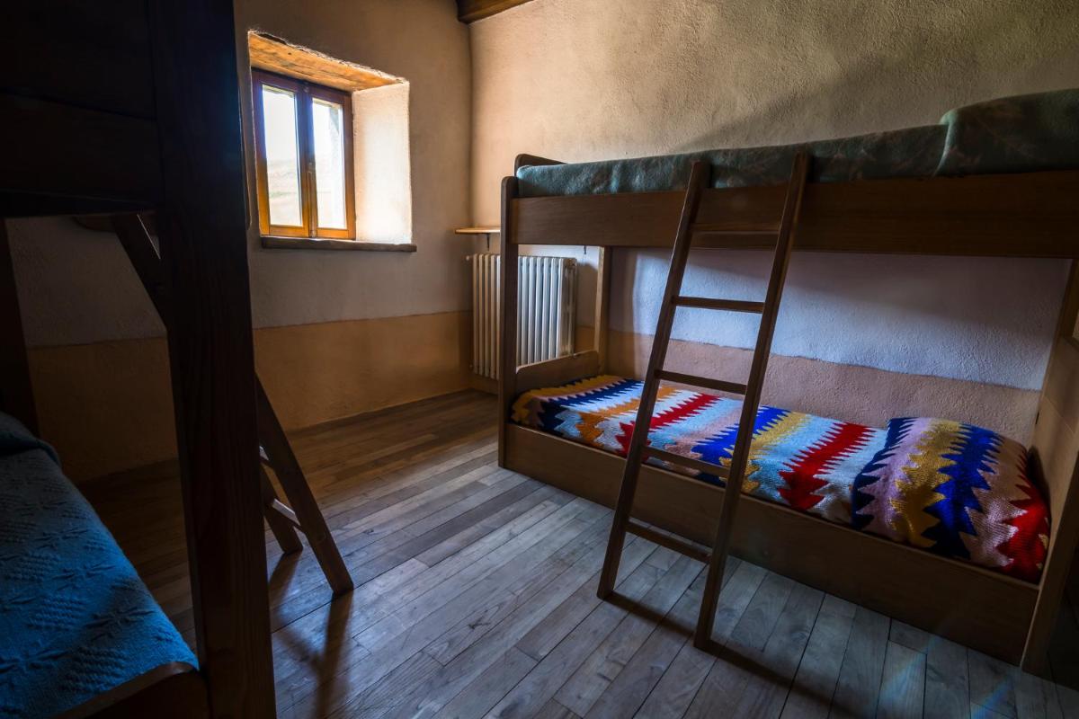 Ostello Podesteria di Gombola - arte e territorio - Housity