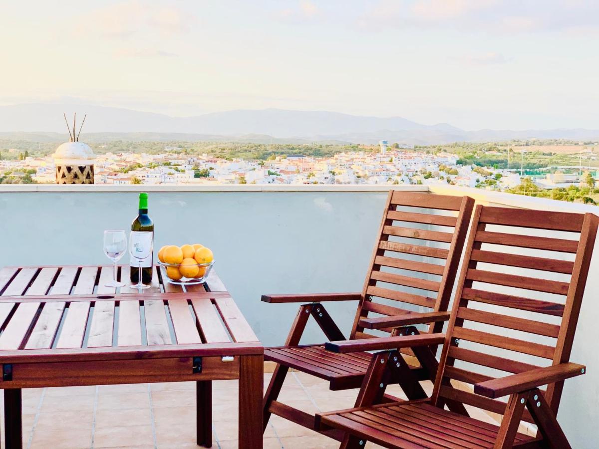 Casa Laruça Studio & Duplex - Housity