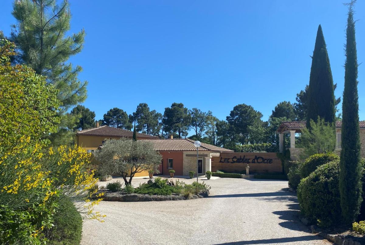 Les Sables d'Ocre & SPA - Housity