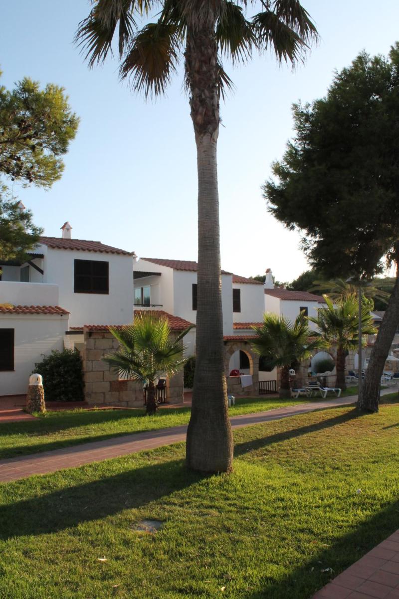 Jardín al aire libre en Apartaments Talayot