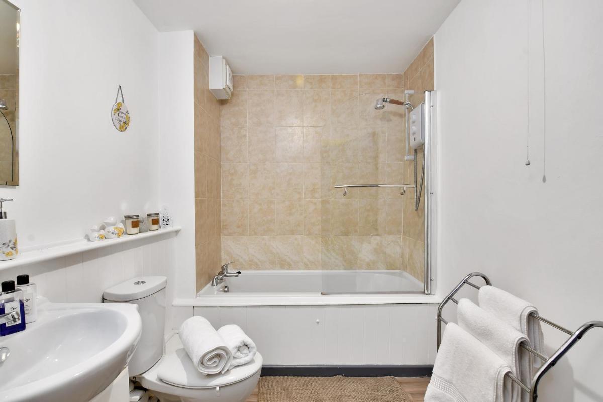 Xclusive Living Stay in City Centre, Kings Court - Housity