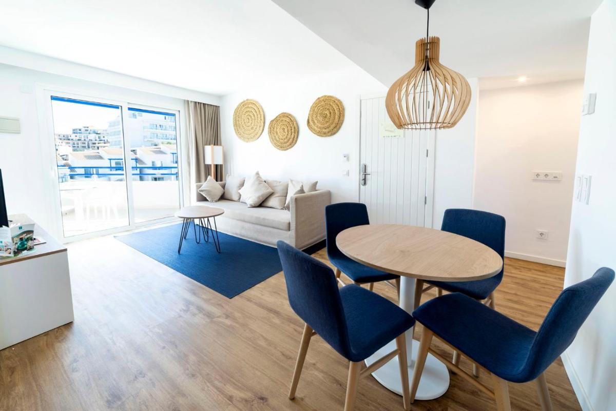 Zona de estar de Parque Nereida Suites Hotel