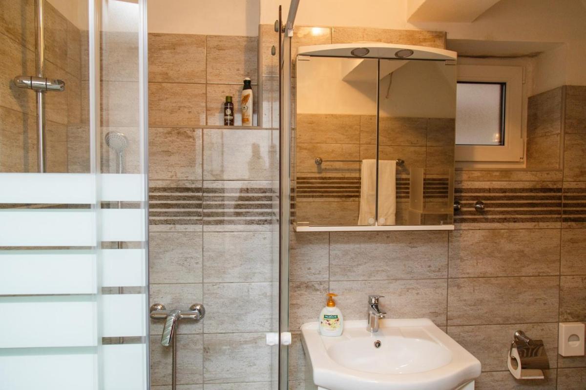 Holiday Home Vanda - Housity