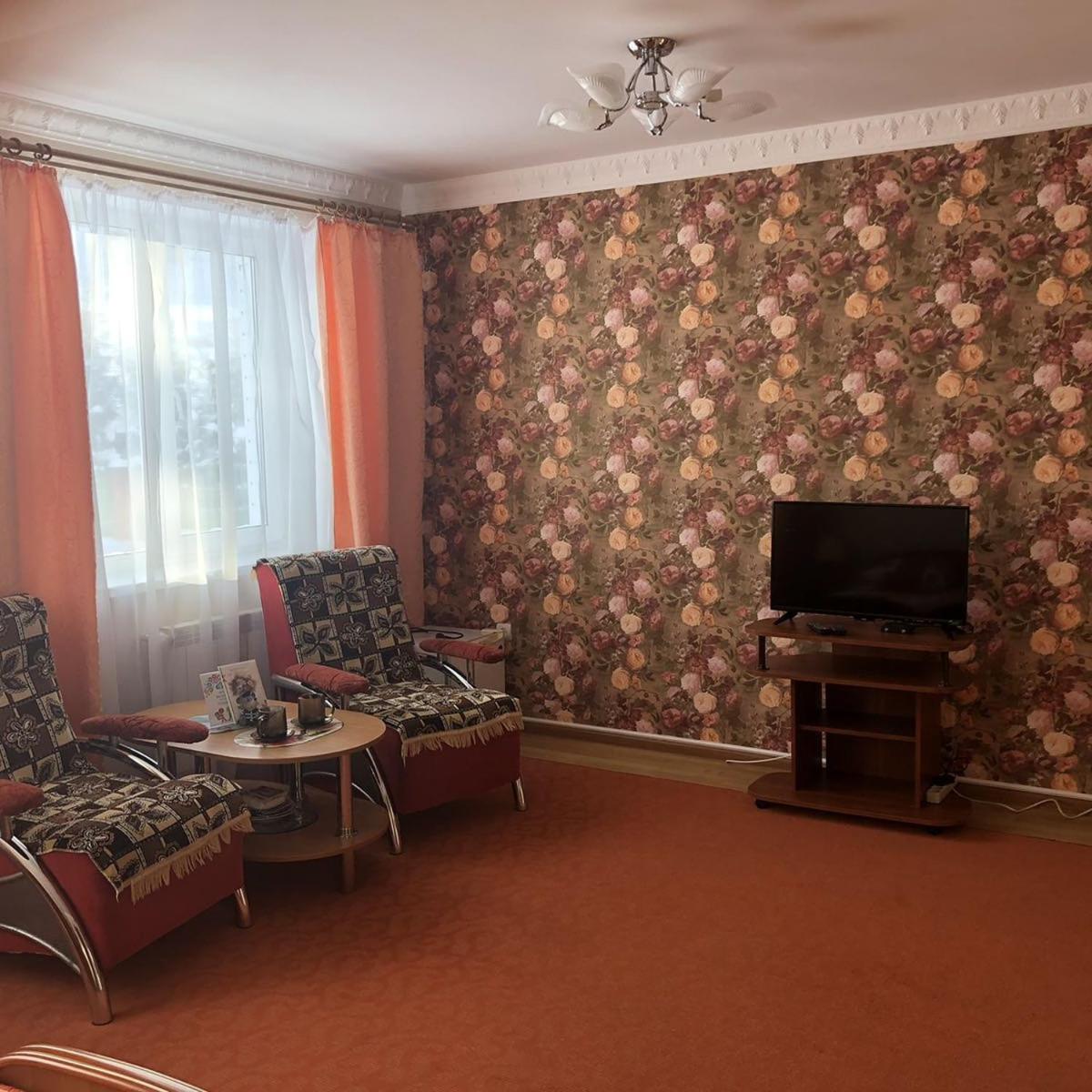 Mini Hotel Furmi - Housity