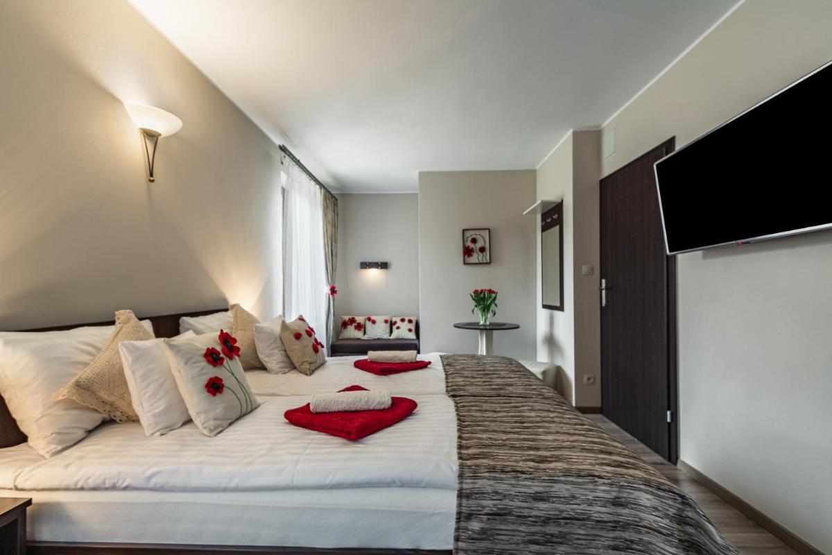 Pieninski Mak. - Housity