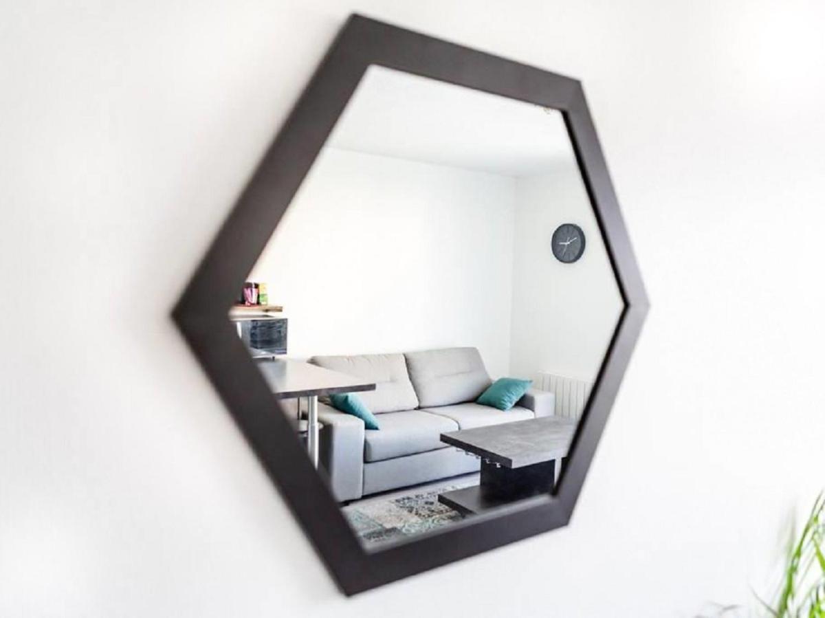 Suitetrails - Le Baudelaire - Cosy Studio et Parking à Grenoble