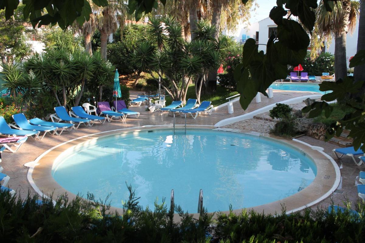 Piscina en o cerca de Apartaments Talayot