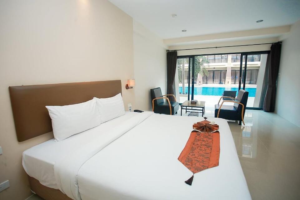 Summer Tree Hotel - Housity