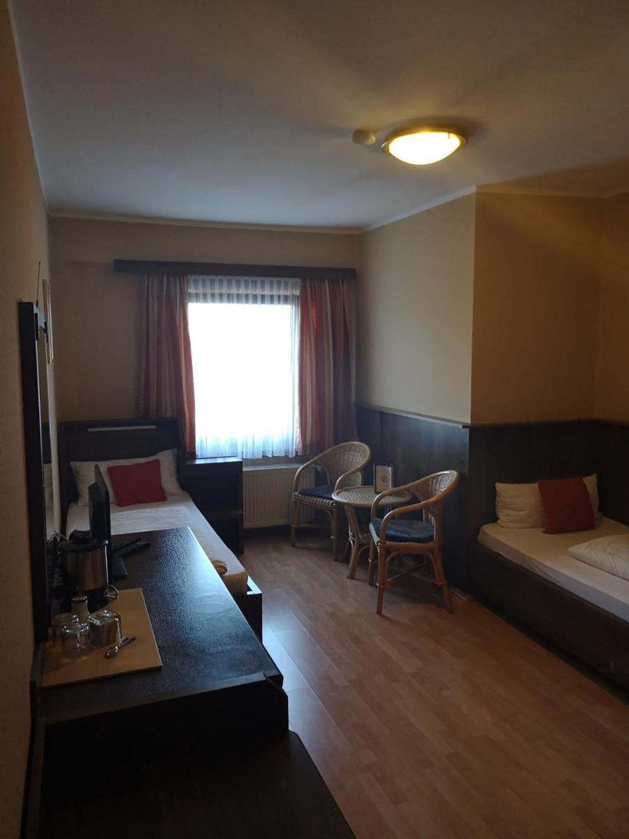 Hotel Köln-Bonn - Housity