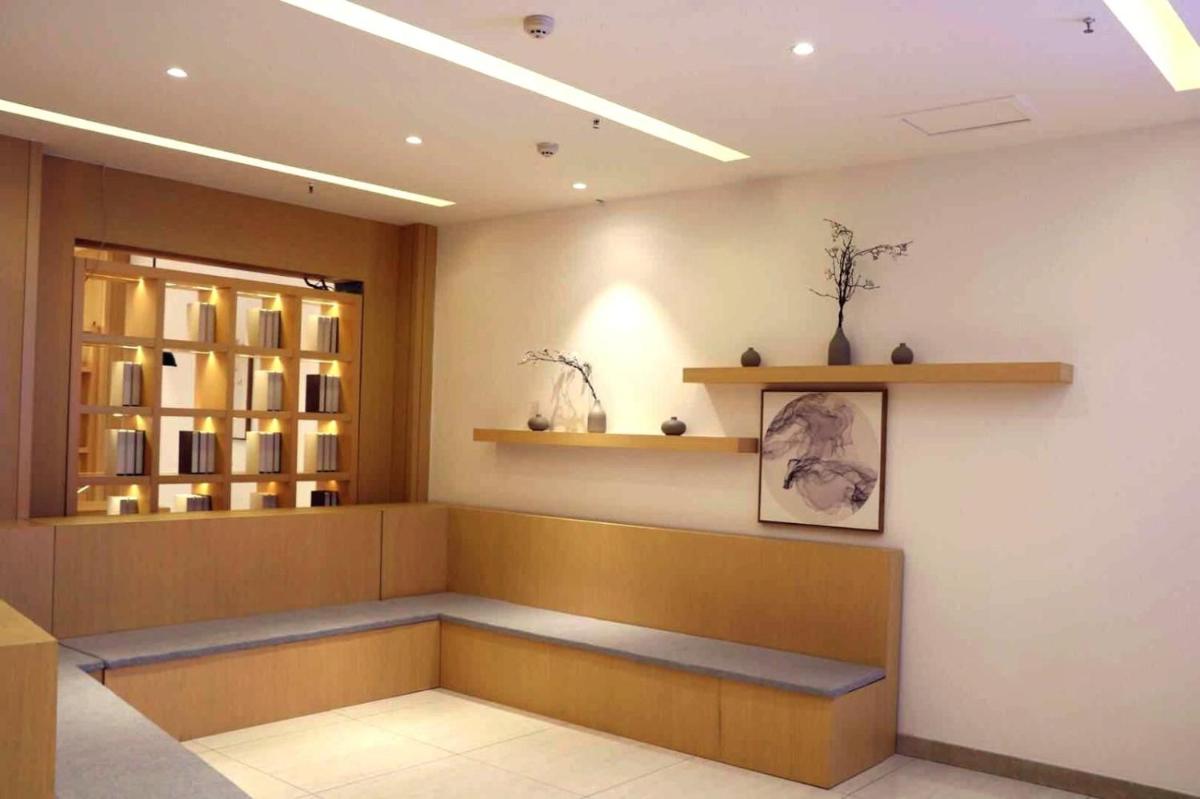7Days Premium Weihai High-speed Rail Station Bathing Beach - Housity