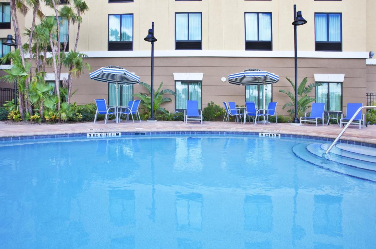 Holiday Inn Express-International Drive, an IHG Hotel - Housity