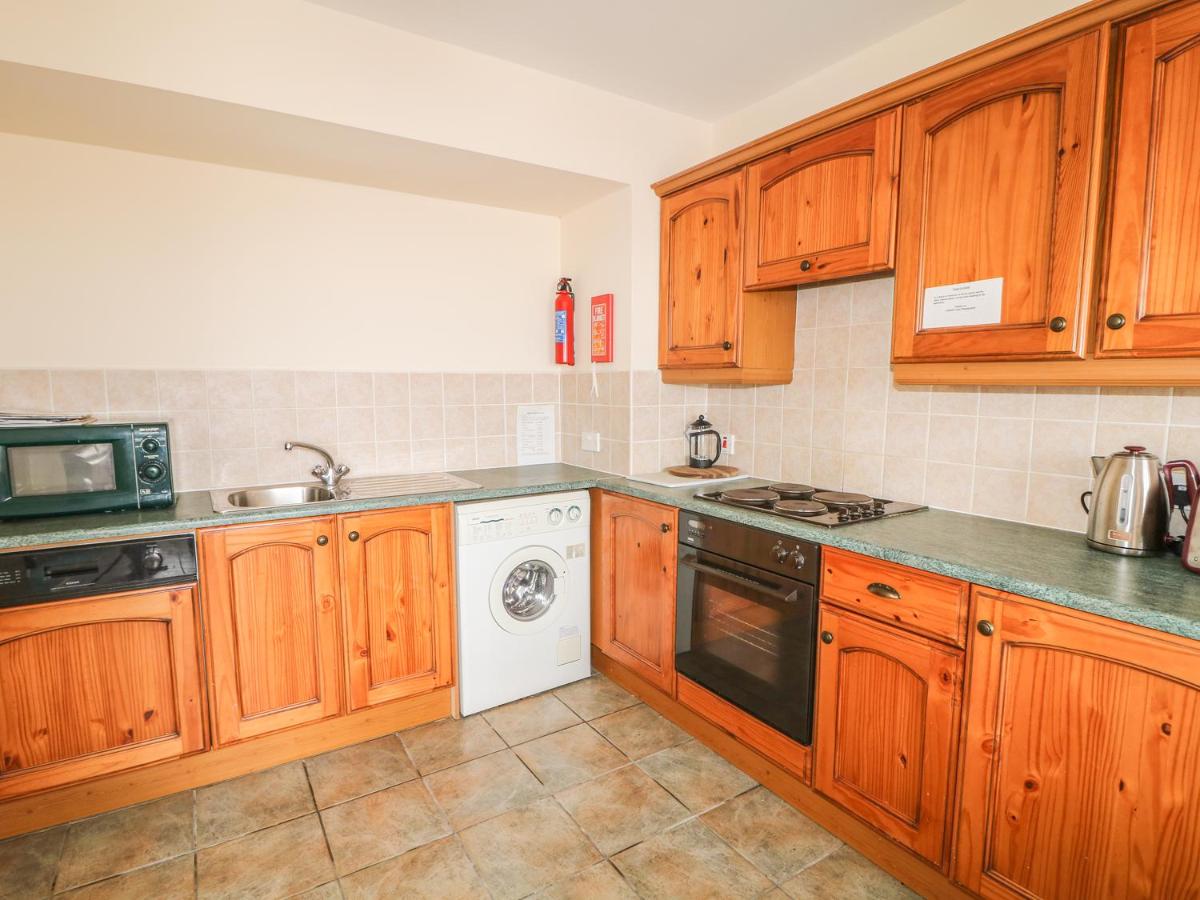 Apartment 42 - Housity