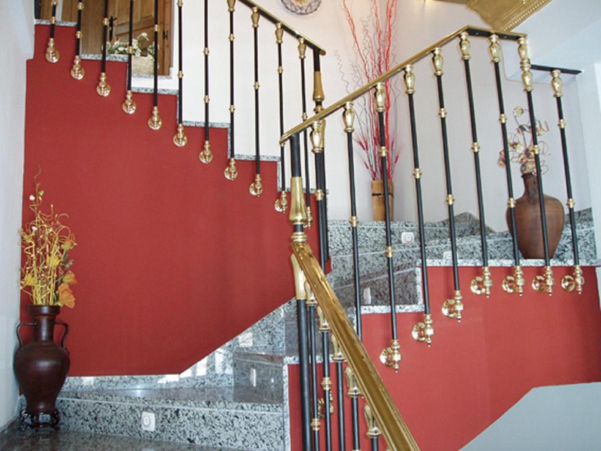 Hotel El Yedron - Housity
