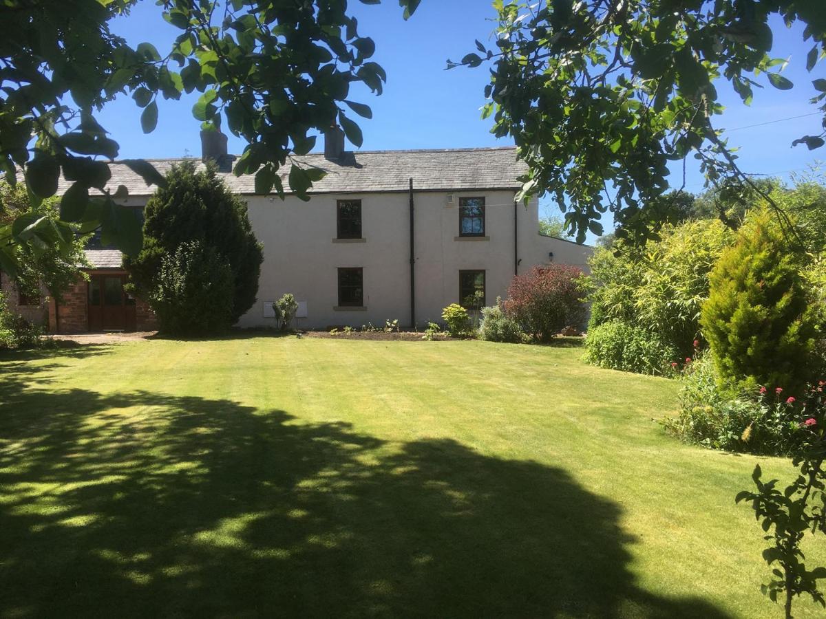 1 Leesrigg Cottages - Housity