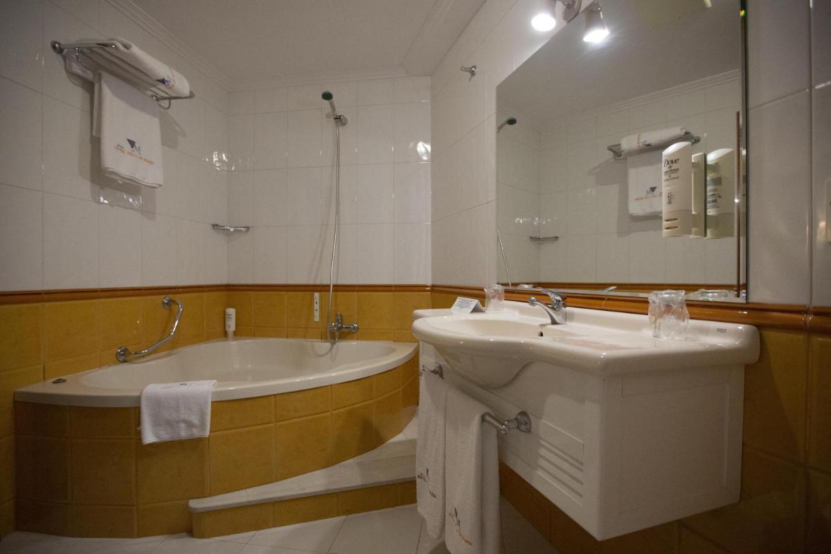 Hotel Villa de Marin - Housity