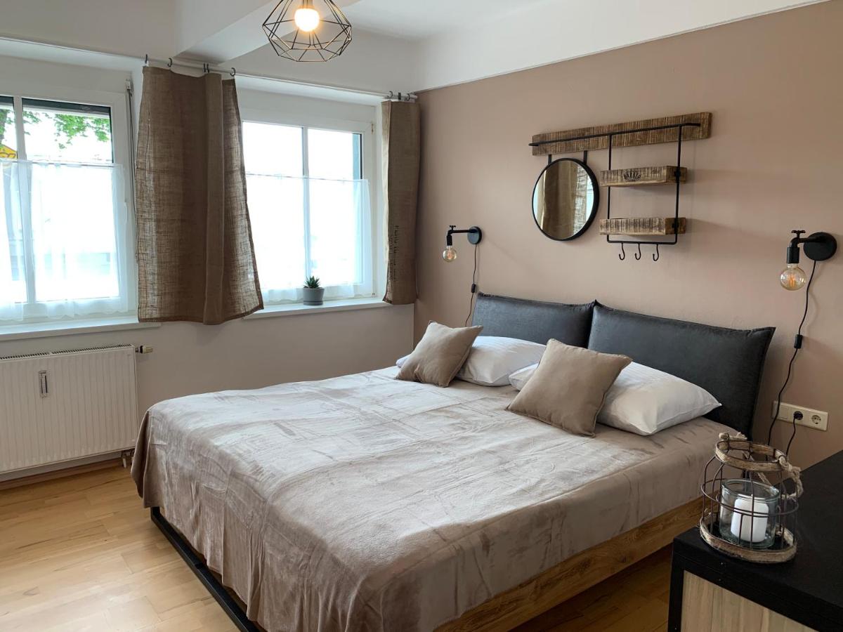 Sandra's Loft - Housity