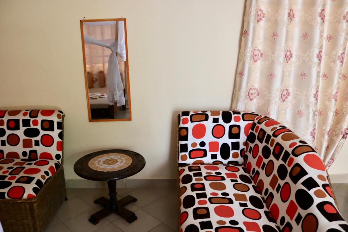 A wonderful Beach property in Diani Beach Kenyaa dream holiday place - Housity