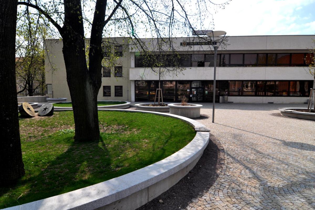 Hotel Poprad - Housity