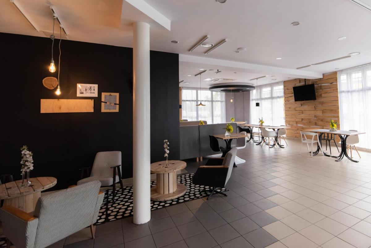 Hotel Miastova - Housity