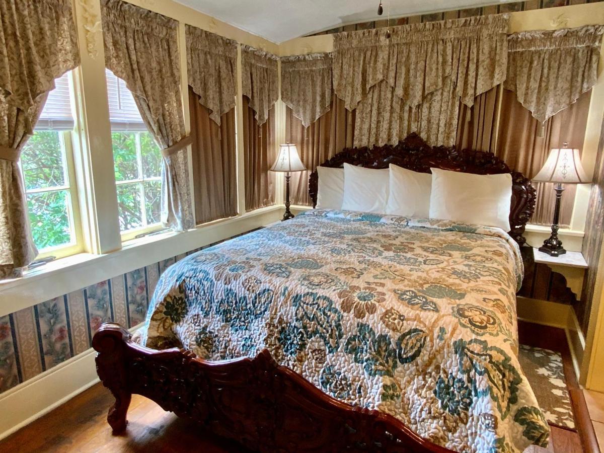 The Gables Inn - Housity