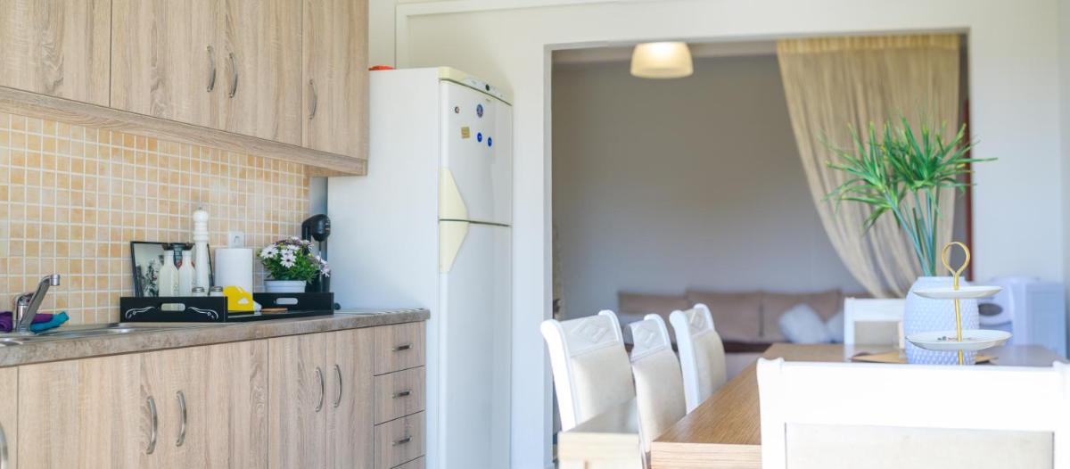 Luxury House - Housity